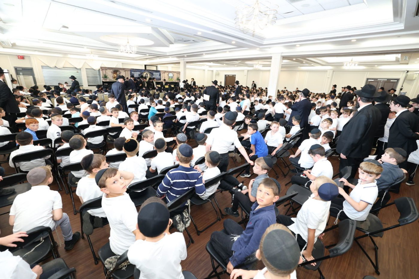 הגאון רבי עזריאל אויערבאך במסע לארה"ב