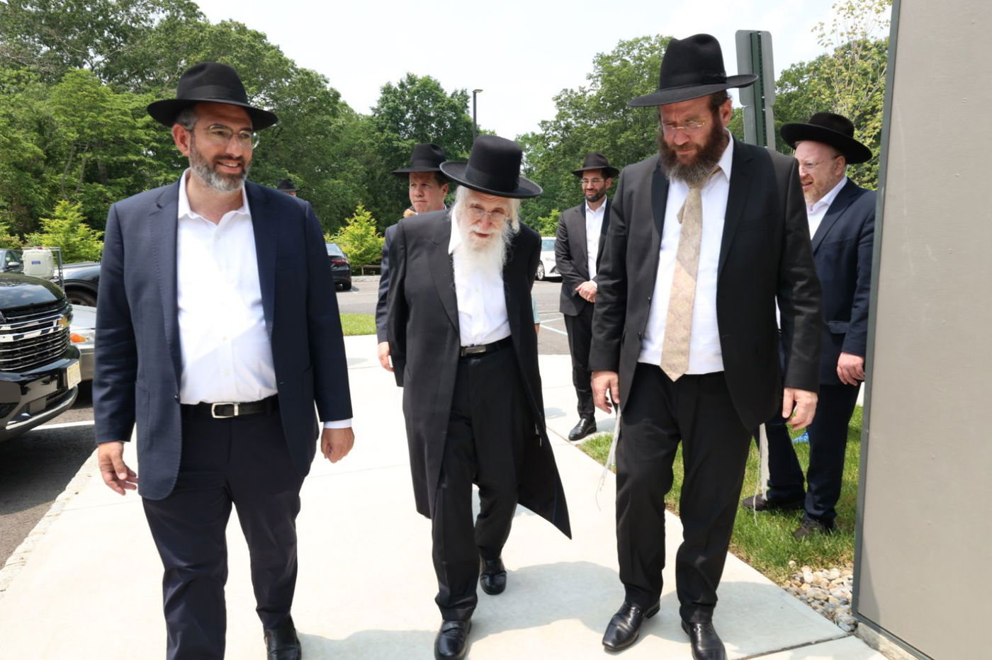 הגאון רבי עזריאל אויערבאך במסע לארה"ב