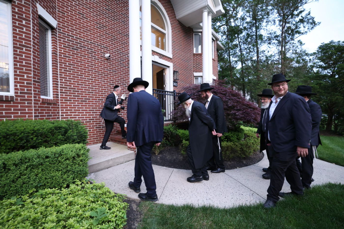 הגאון רבי עזריאל אויערבאך במסע לארה"ב