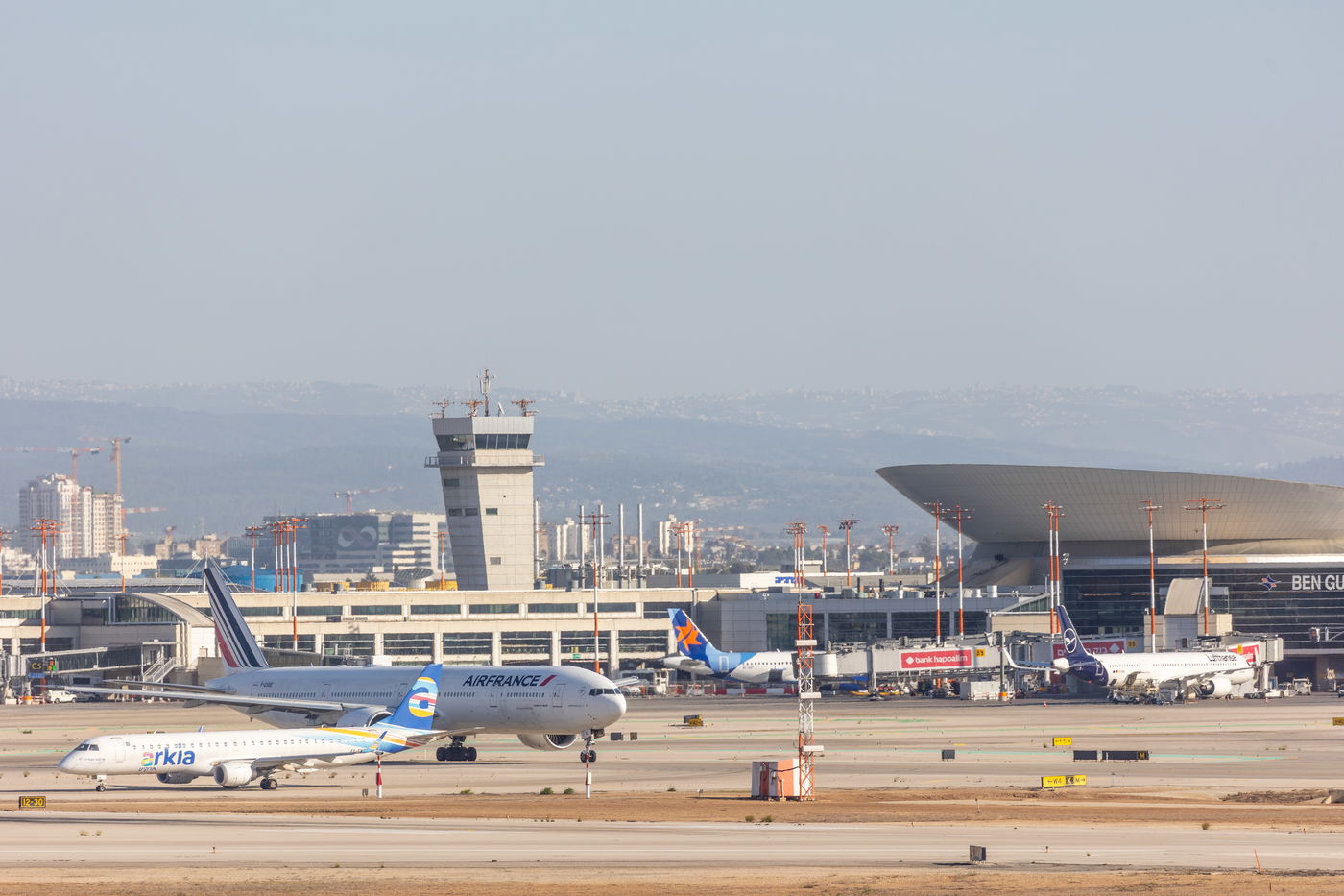 חניית מטוסים בנתב"ג | ארכיון