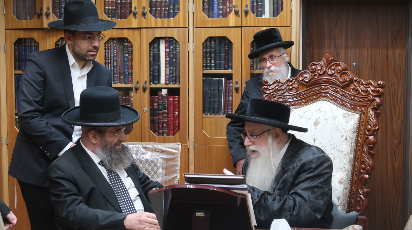 הגאון רבי מסעוד בן שמעון בביקור אצל האדמו"ר מצאנז