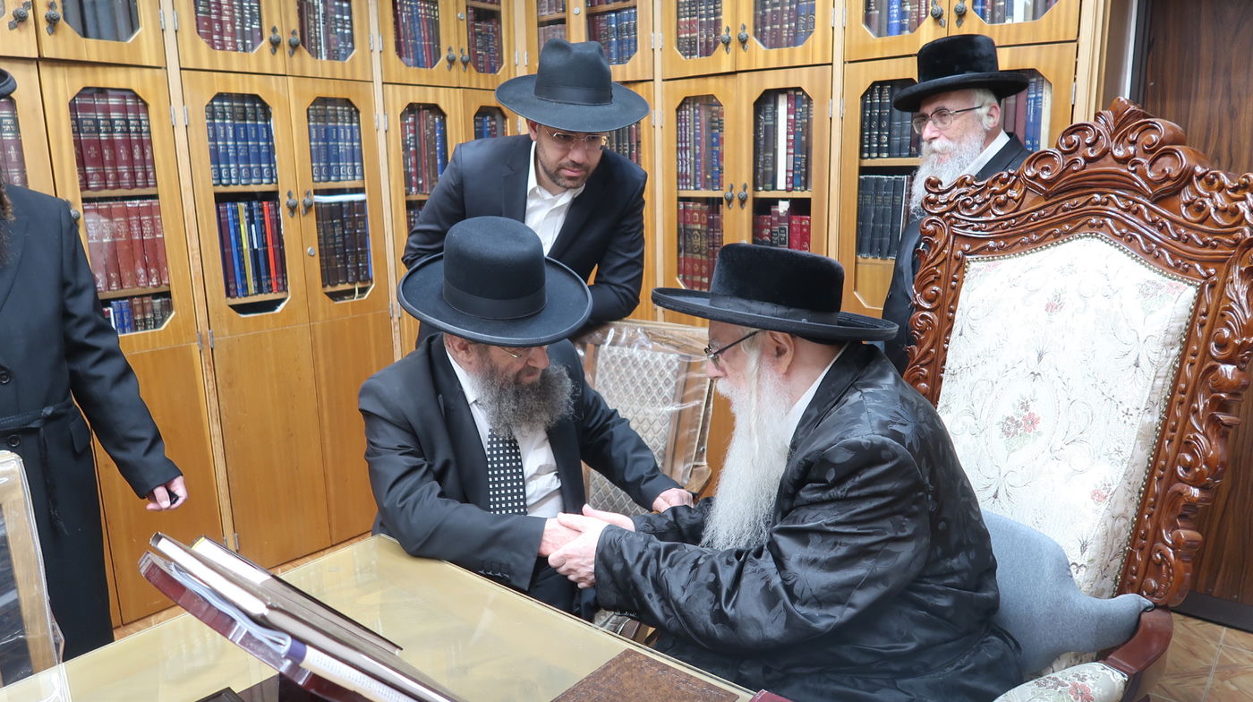 הגאון רבי מסעוד בן שמעון בביקור אצל האדמו"ר מצאנז