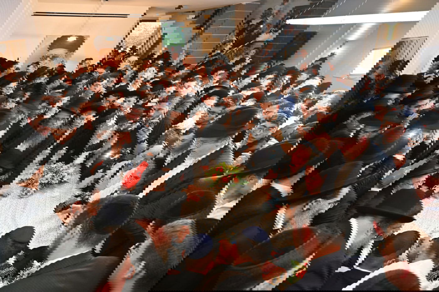 חנוכת ארון הקודש הגדול והמפואר בעולם ב'עטרת שלמה'