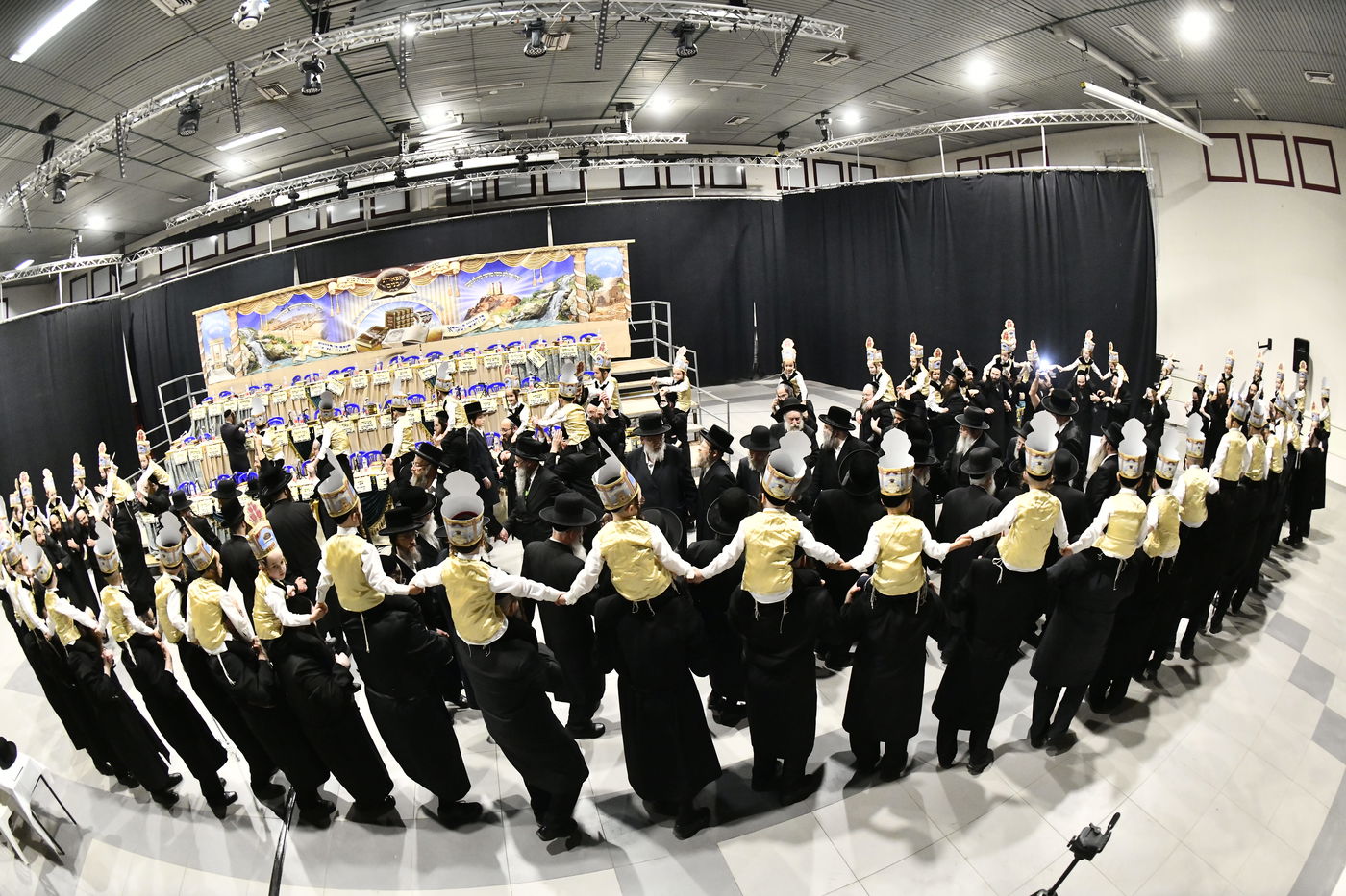 מסיבת חומש בת"ת מונקאטש