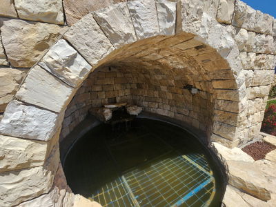 שחזור של מעין עין חותם מנחל כזיב בחורפיש