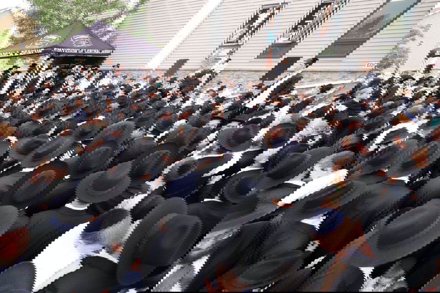 הקהילה בליקווד עם הגר"ע אוירבך