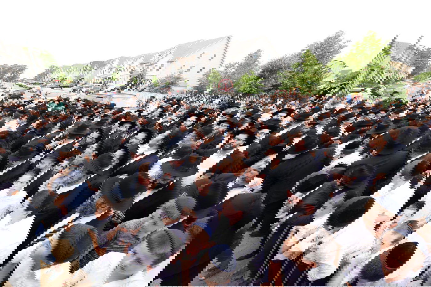 הקהילה בליקווד עם הגר"ע אוירבך