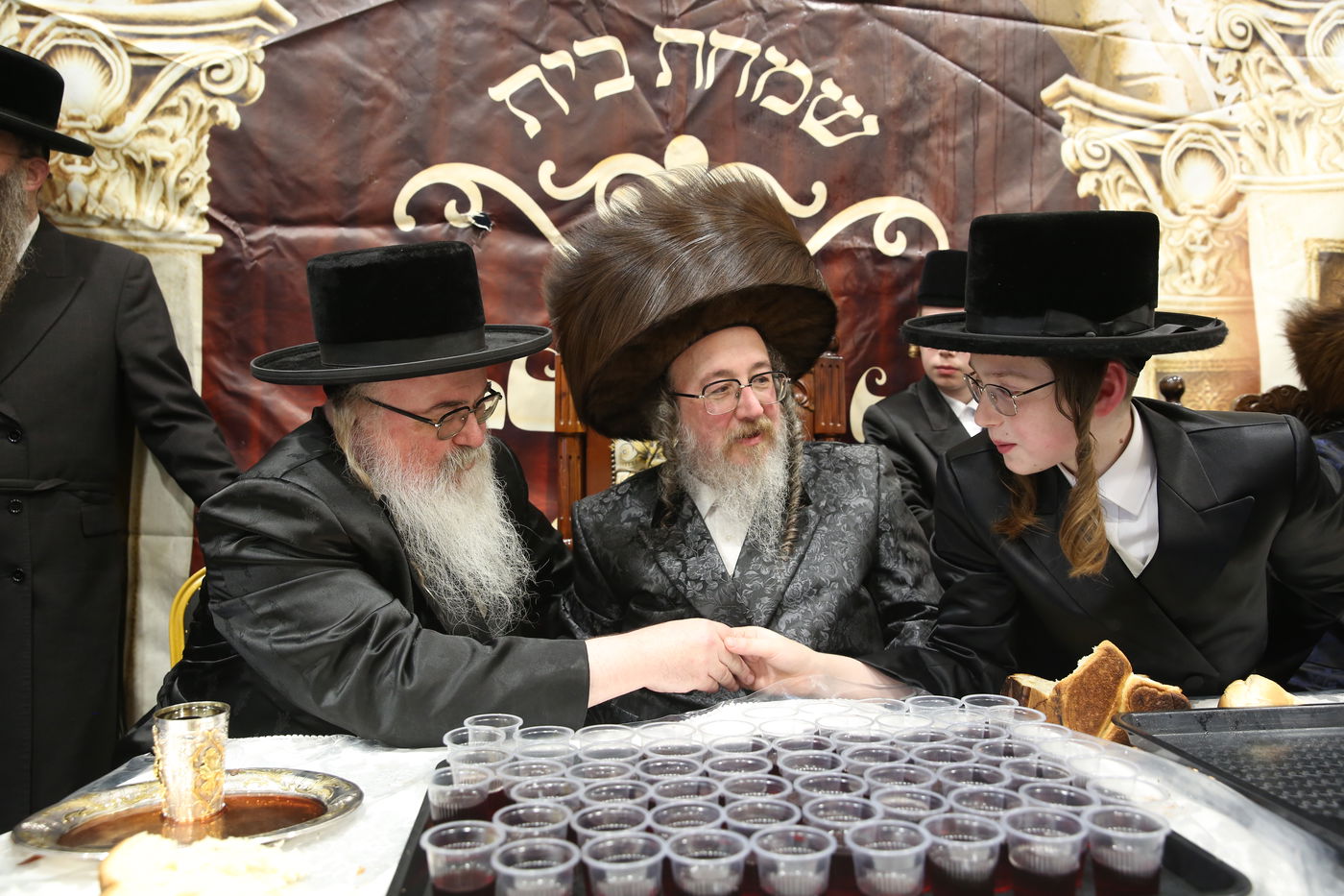 שמחת בר המצווה לנכד האדמו"ר מביאלה ב"ב