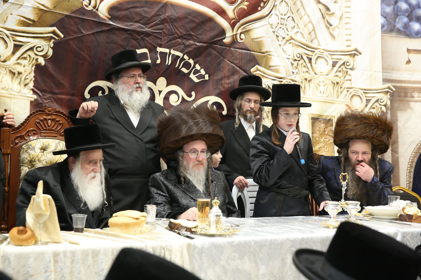 שמחת בר המצווה לנכד האדמו"ר מביאלה ב"ב