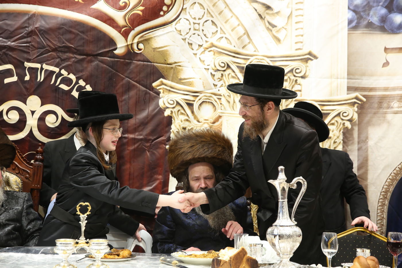 שמחת בר המצווה לנכד האדמו"ר מביאלה ב"ב