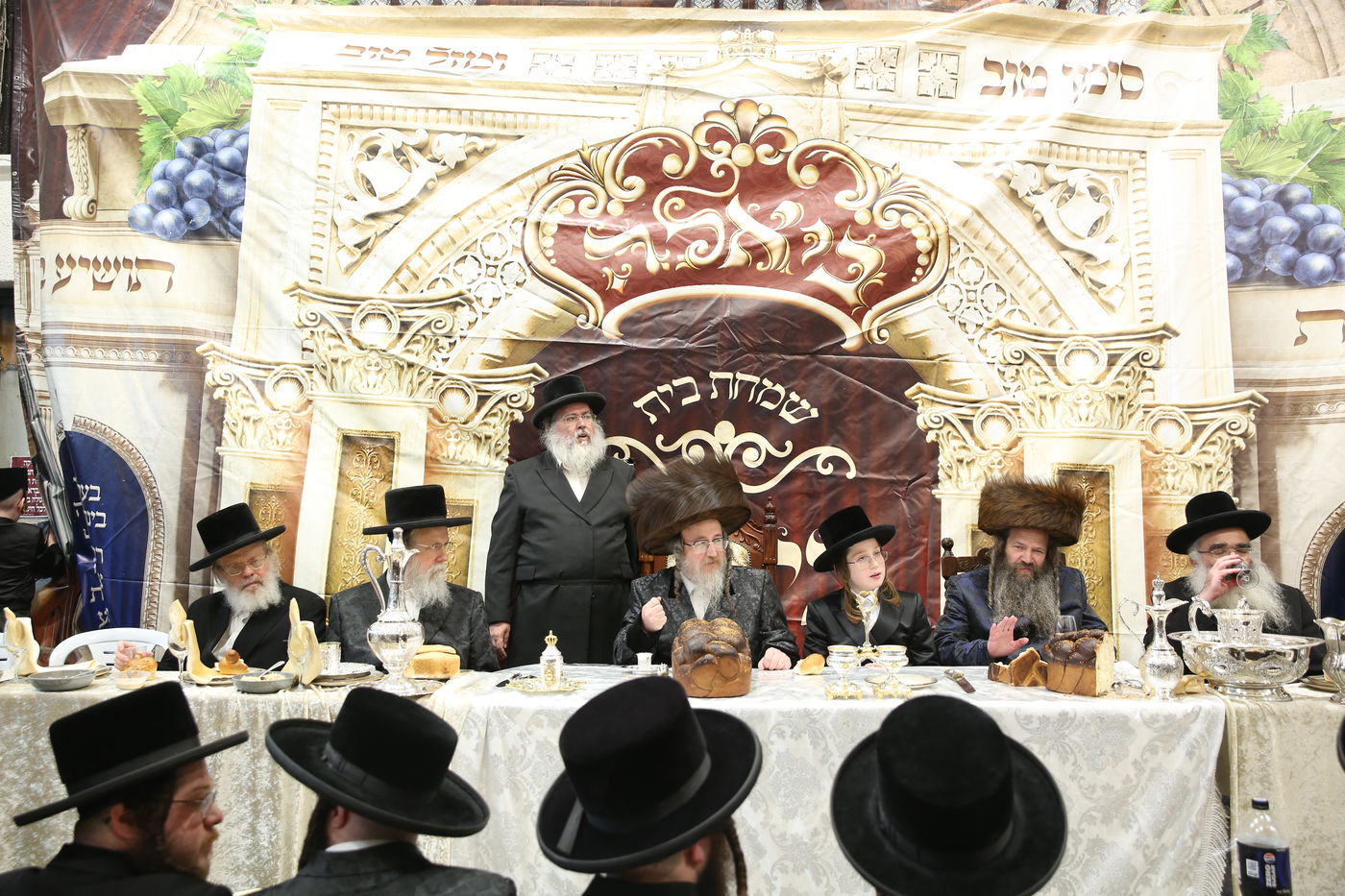 שמחת בר המצווה לנכד האדמו"ר מביאלה ב"ב