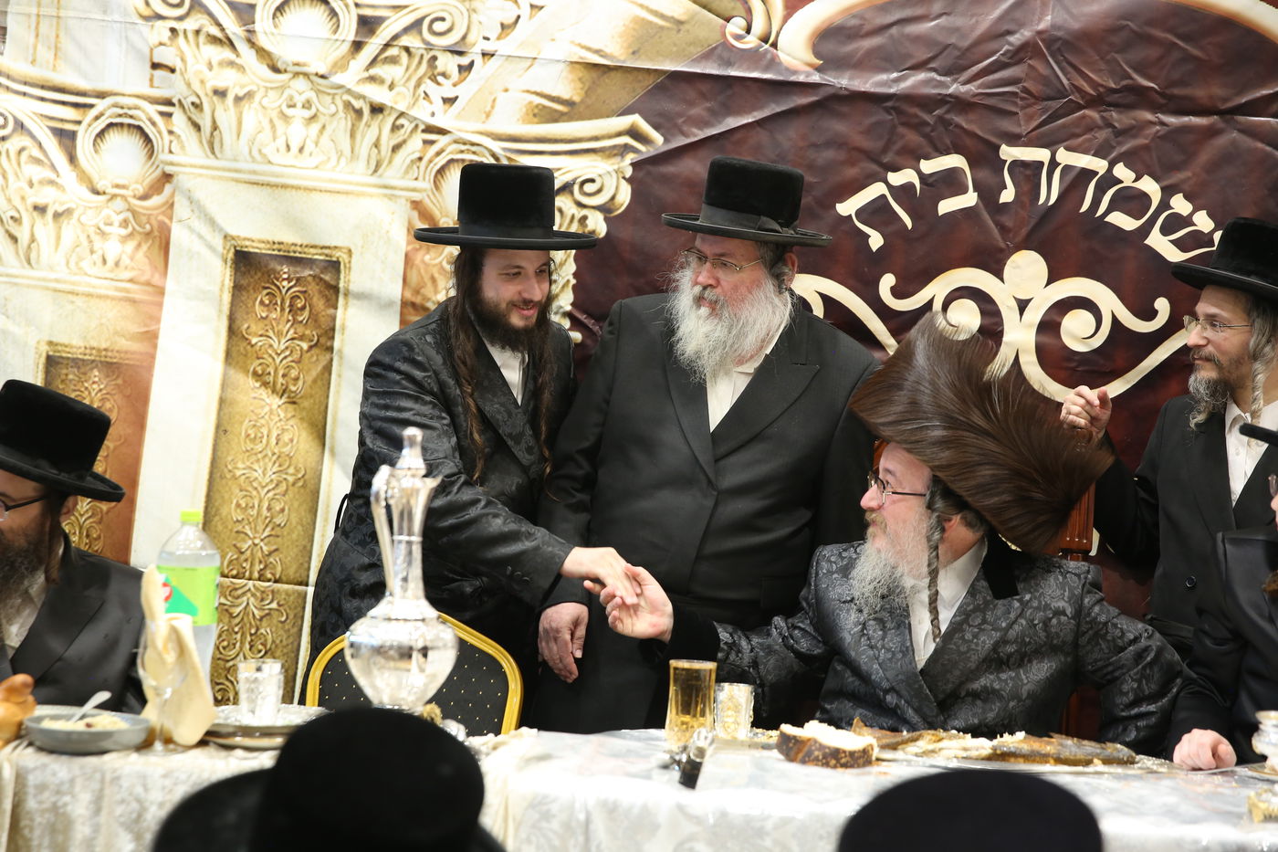 שמחת בר המצווה לנכד האדמו"ר מביאלה ב"ב