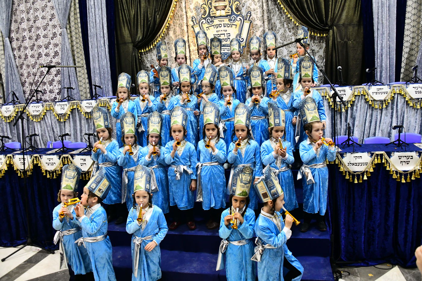 מסיבת חומש בת"ת טולנא בב"ב