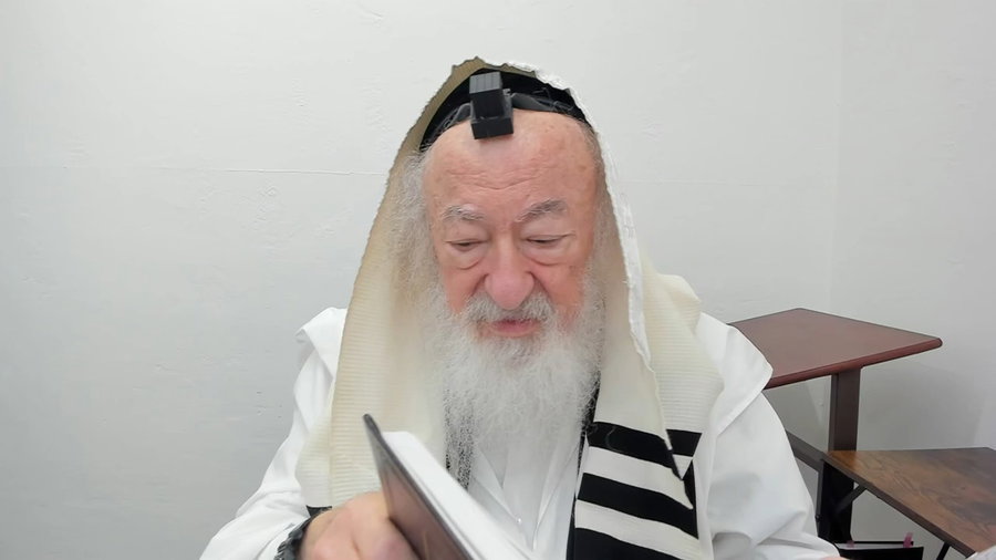 הרב יעקב דוד סטפנסקי בשיעור על מסכת בבא מציעא