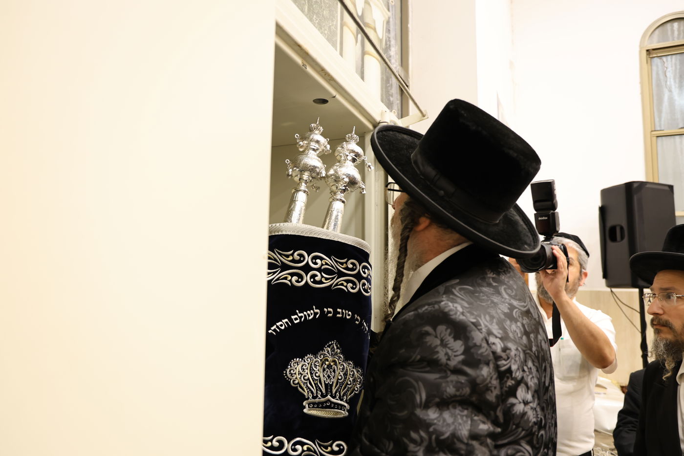 הכנסת ס"ת לביהמ"ד ביאלה ב"ב בביתר