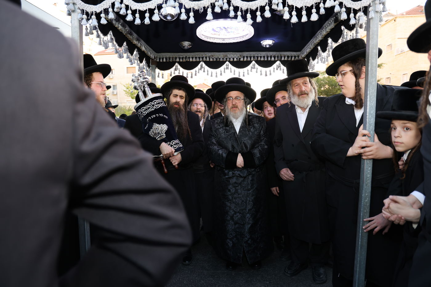 הכנסת ס"ת לביהמ"ד ביאלה ב"ב בביתר