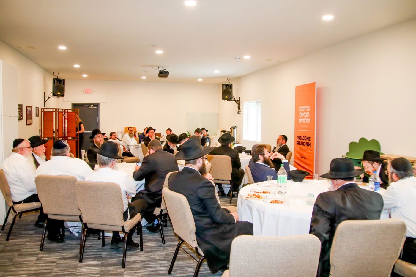 שופט העליון הניח תפילין: הכנס הנדיר של חב"ד באיידהו