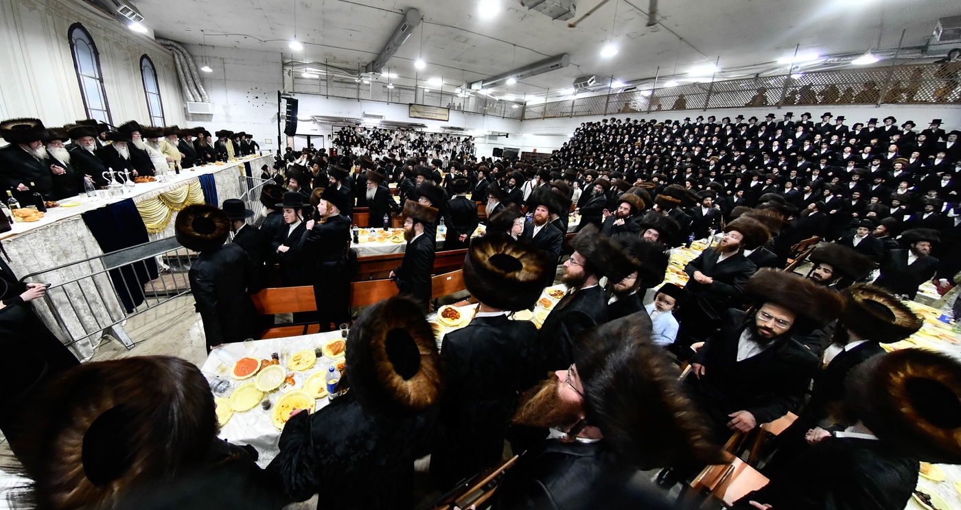 שמחת בית מכנובקא בעלזא - נחלת אהרן - בערגזאס