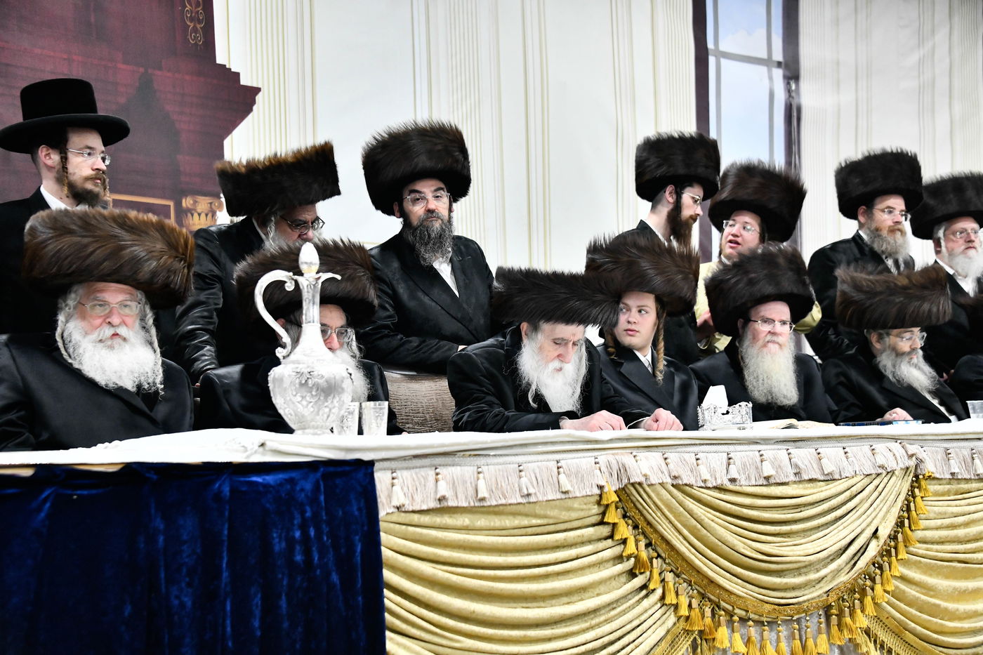 שמחת בית מכנובקא בעלזא - נחלת אהרן - בערגזאס