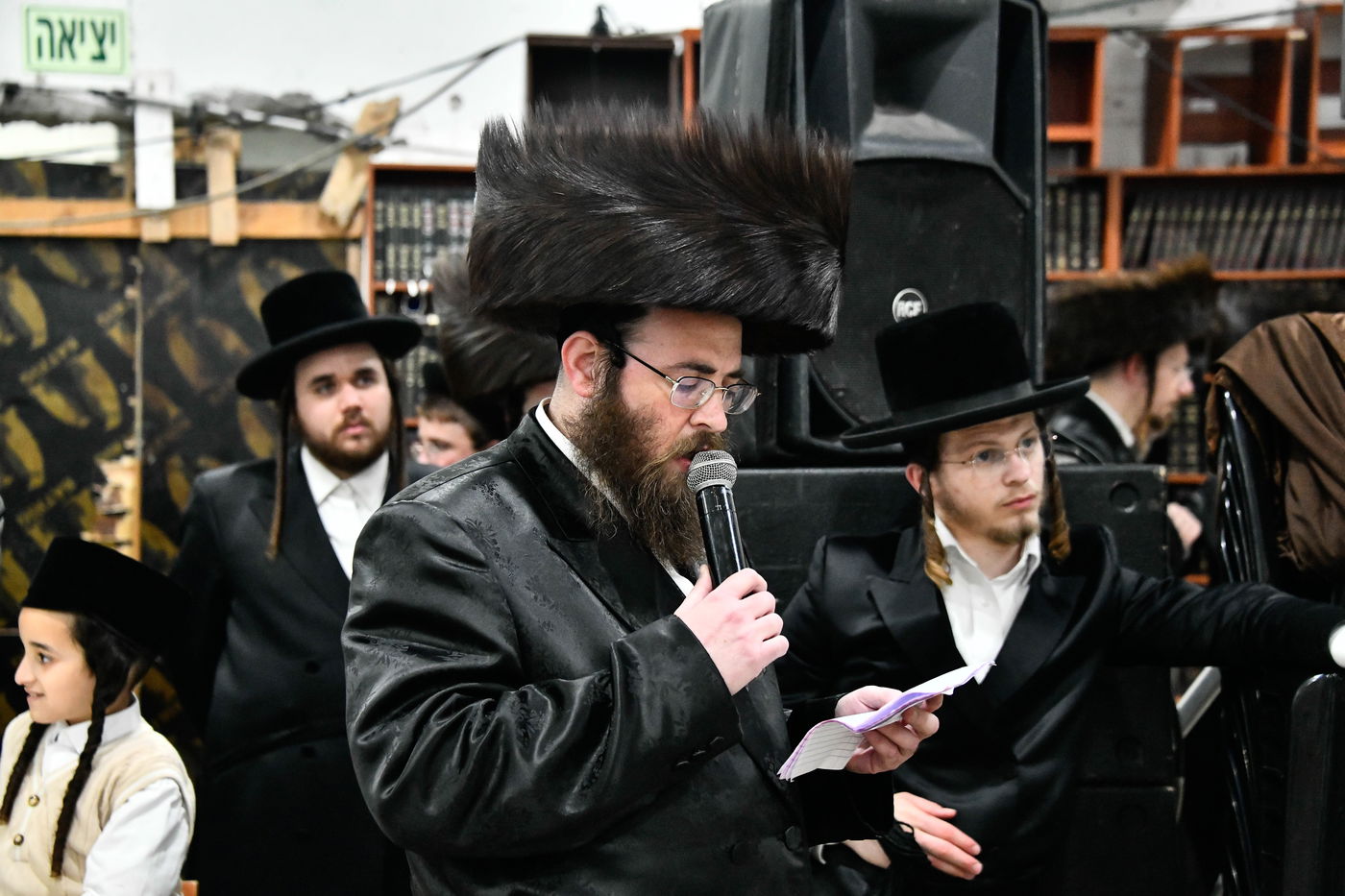 שמחת בית מכנובקא בעלזא - נחלת אהרן - בערגזאס