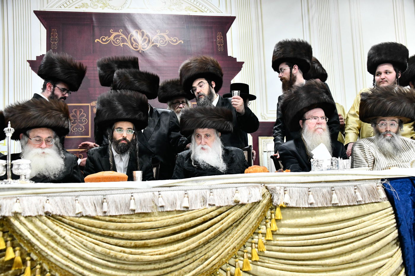 שמחת בית מכנובקא בעלזא - נחלת אהרן - בערגזאס