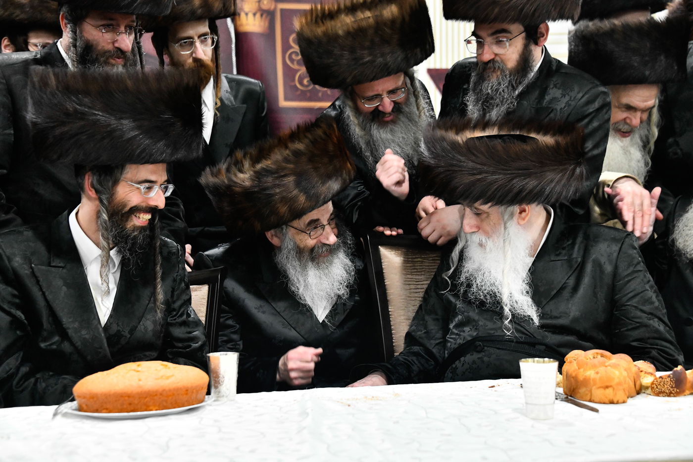 שמחת בית מכנובקא בעלזא - נחלת אהרן - בערגזאס