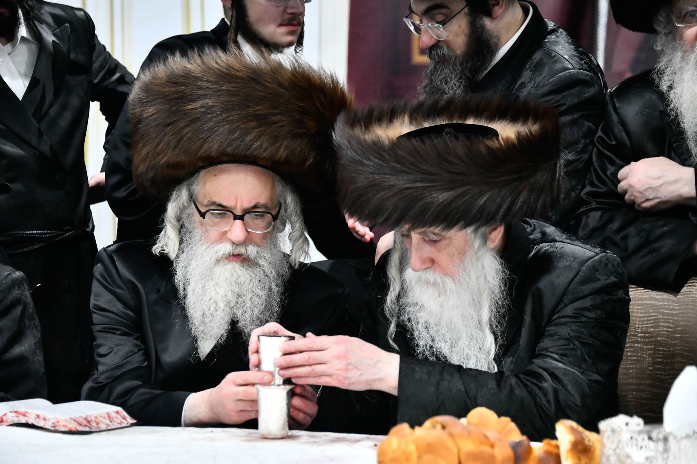 שמחת בית מכנובקא בעלזא - נחלת אהרן - בערגזאס