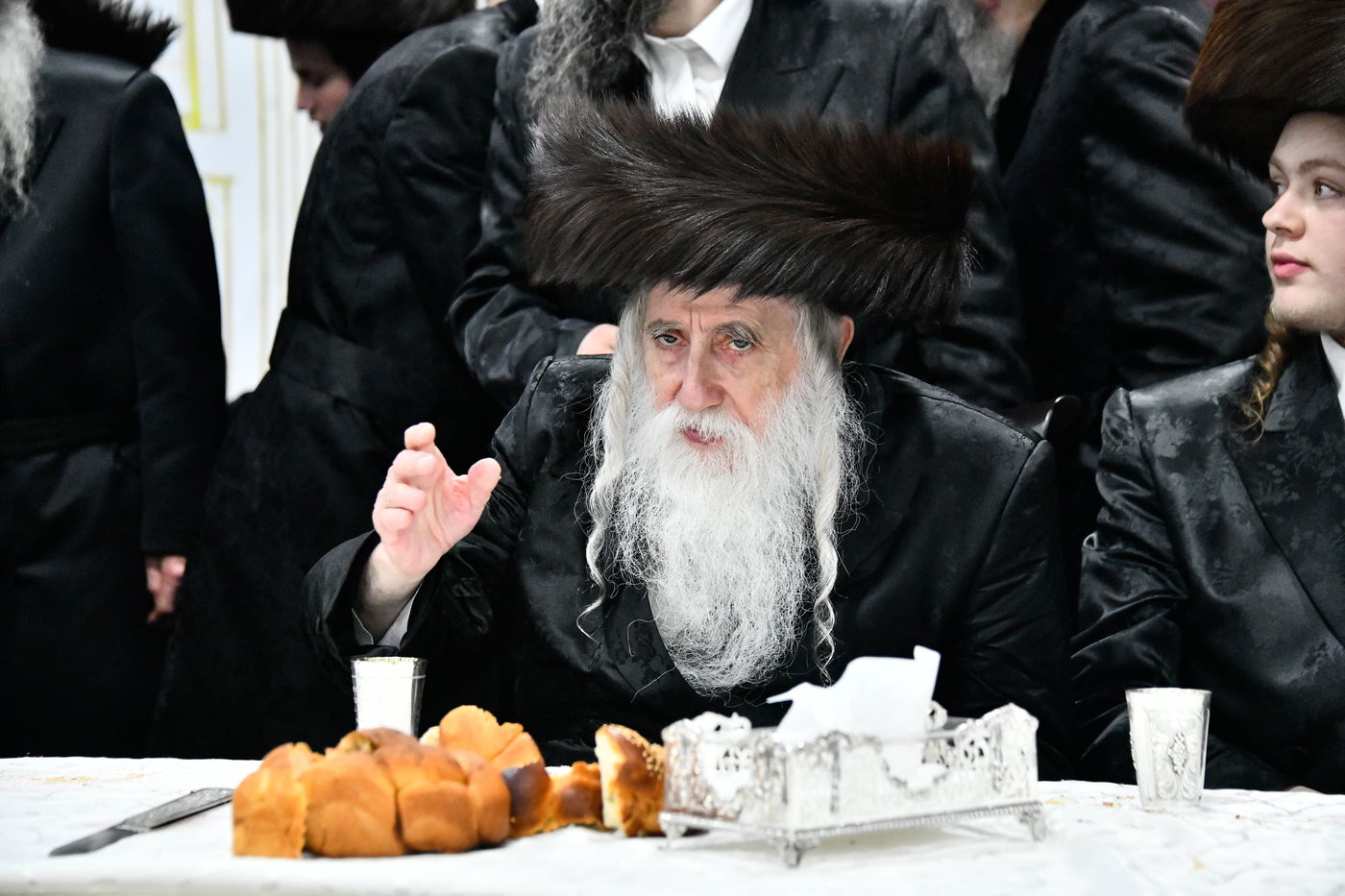 שמחת בית מכנובקא בעלזא - נחלת אהרן - בערגזאס