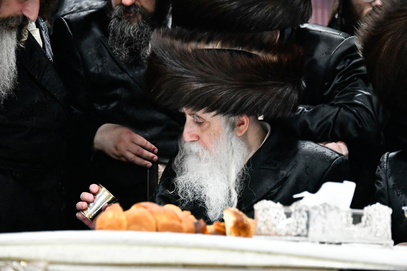 שמחת בית מכנובקא בעלזא - נחלת אהרן - בערגזאס