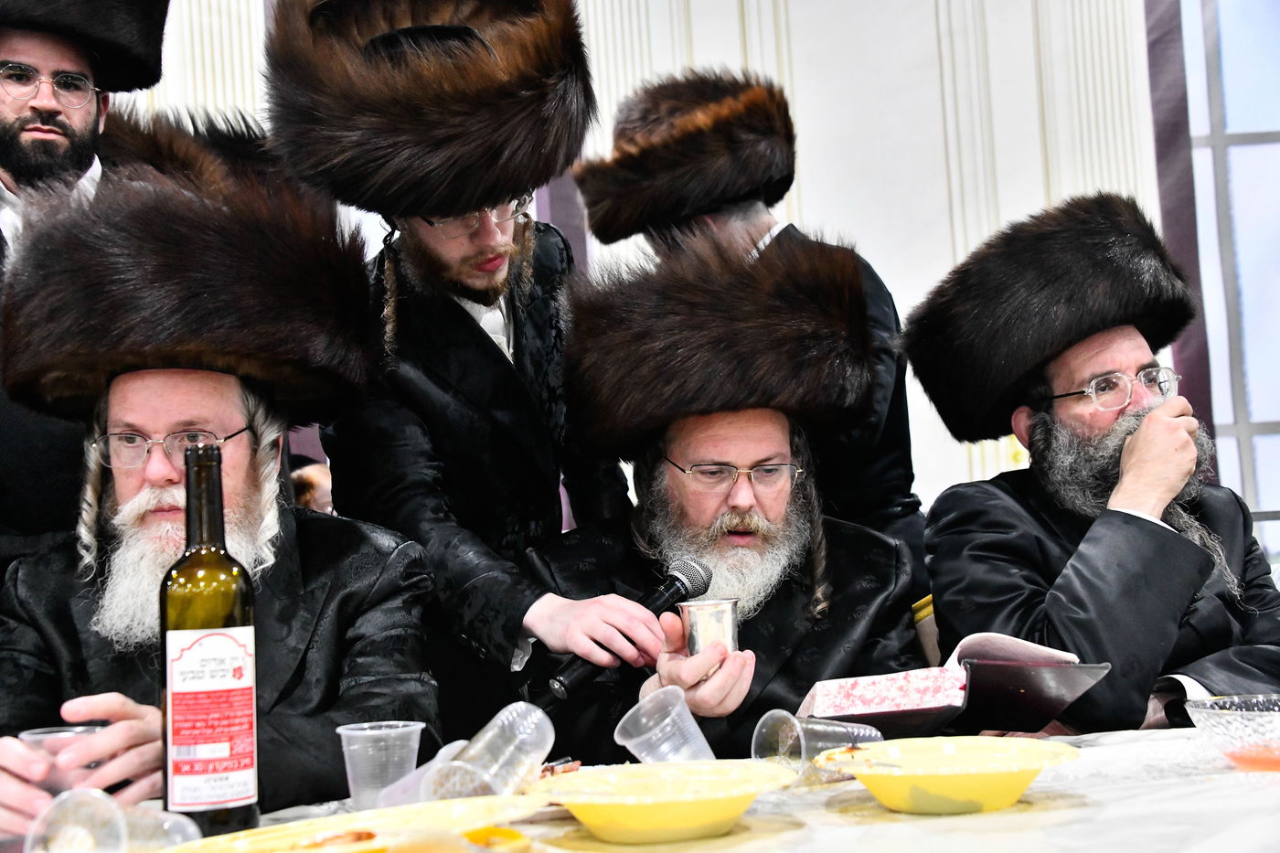 שמחת בית מכנובקא בעלזא - נחלת אהרן - בערגזאס