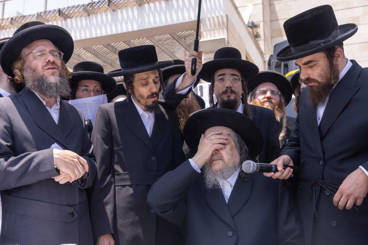 המחאה נגד חילולי הקברים ביהוד