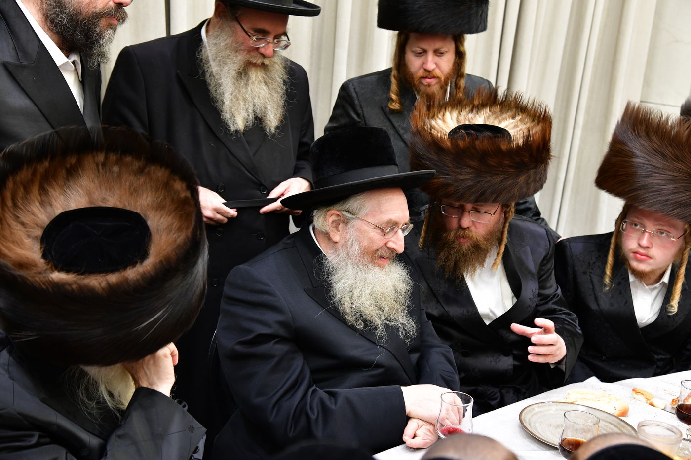 האדמו"ר מקרלין סטולין בשמחה