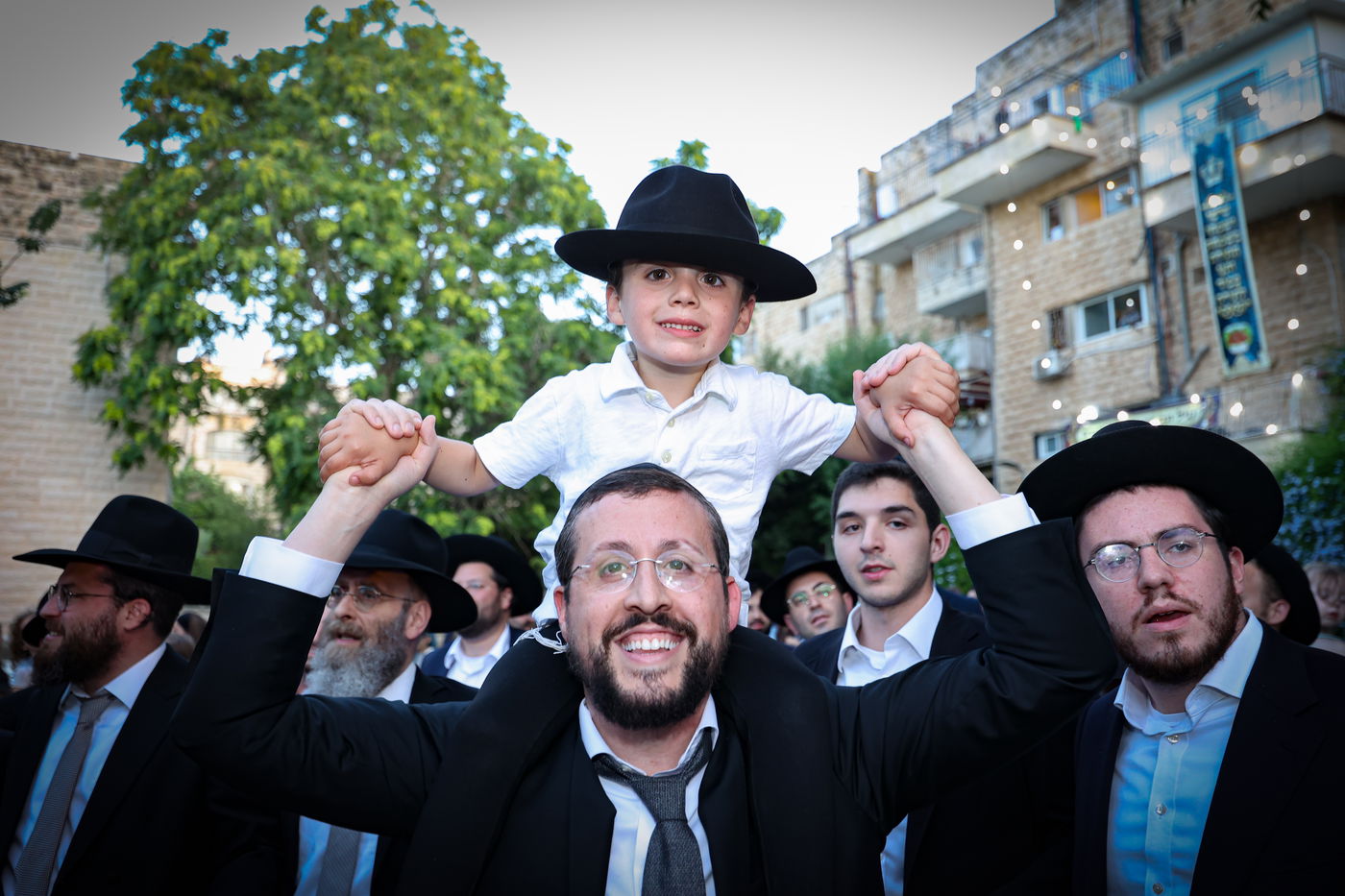 הכנסת ס"ת לקהילת 'בית שלמה' בירושלים