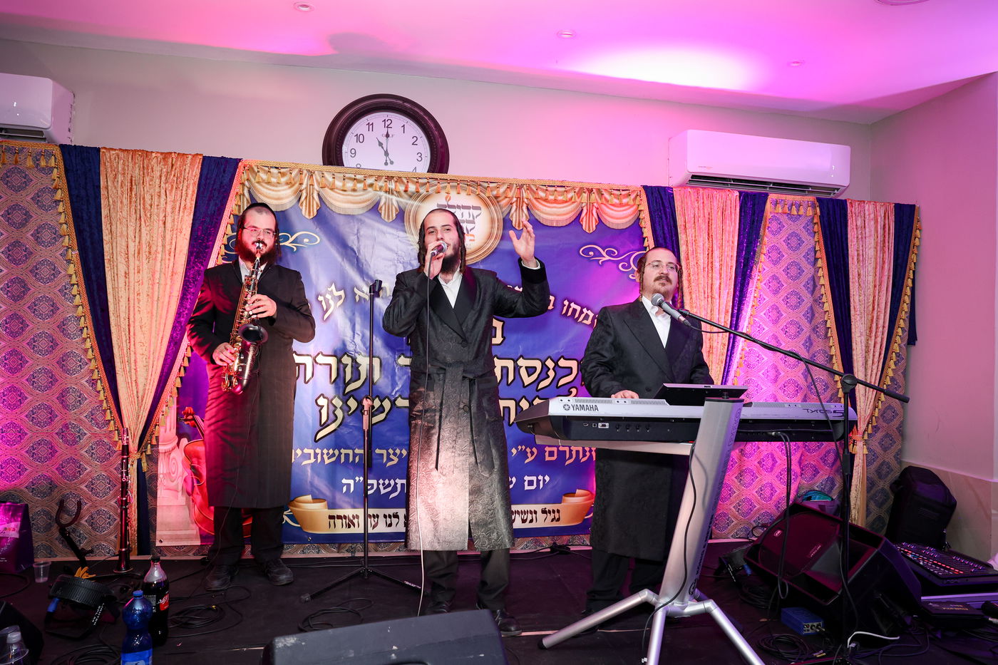 הכנסת ס"ת לקהילת 'בית שלמה' בירושלים