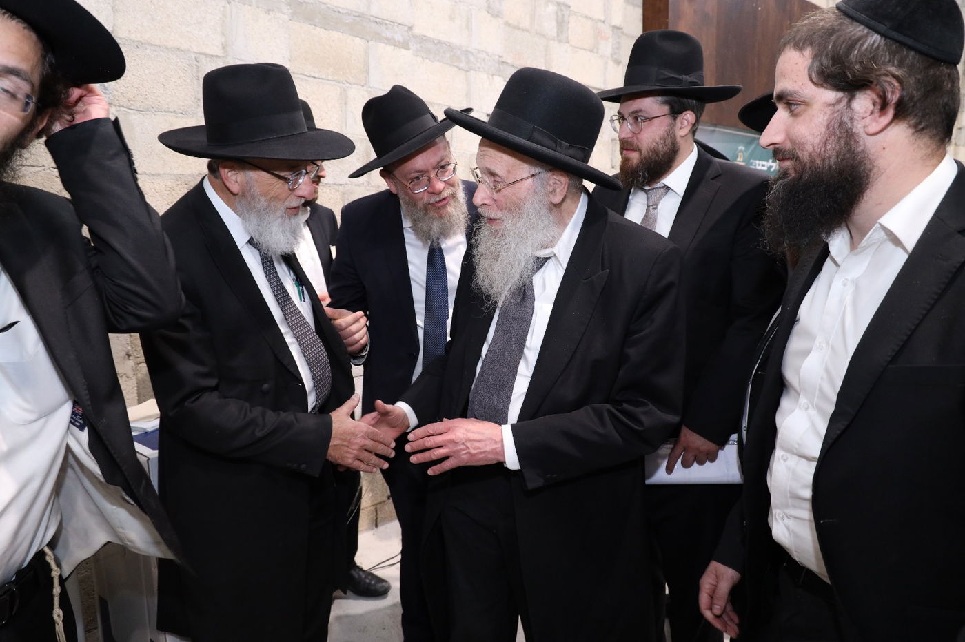 כנס הכוונה להורים אמריקאים לקראת שילוב בניהם בישיבות קטנות בישראל