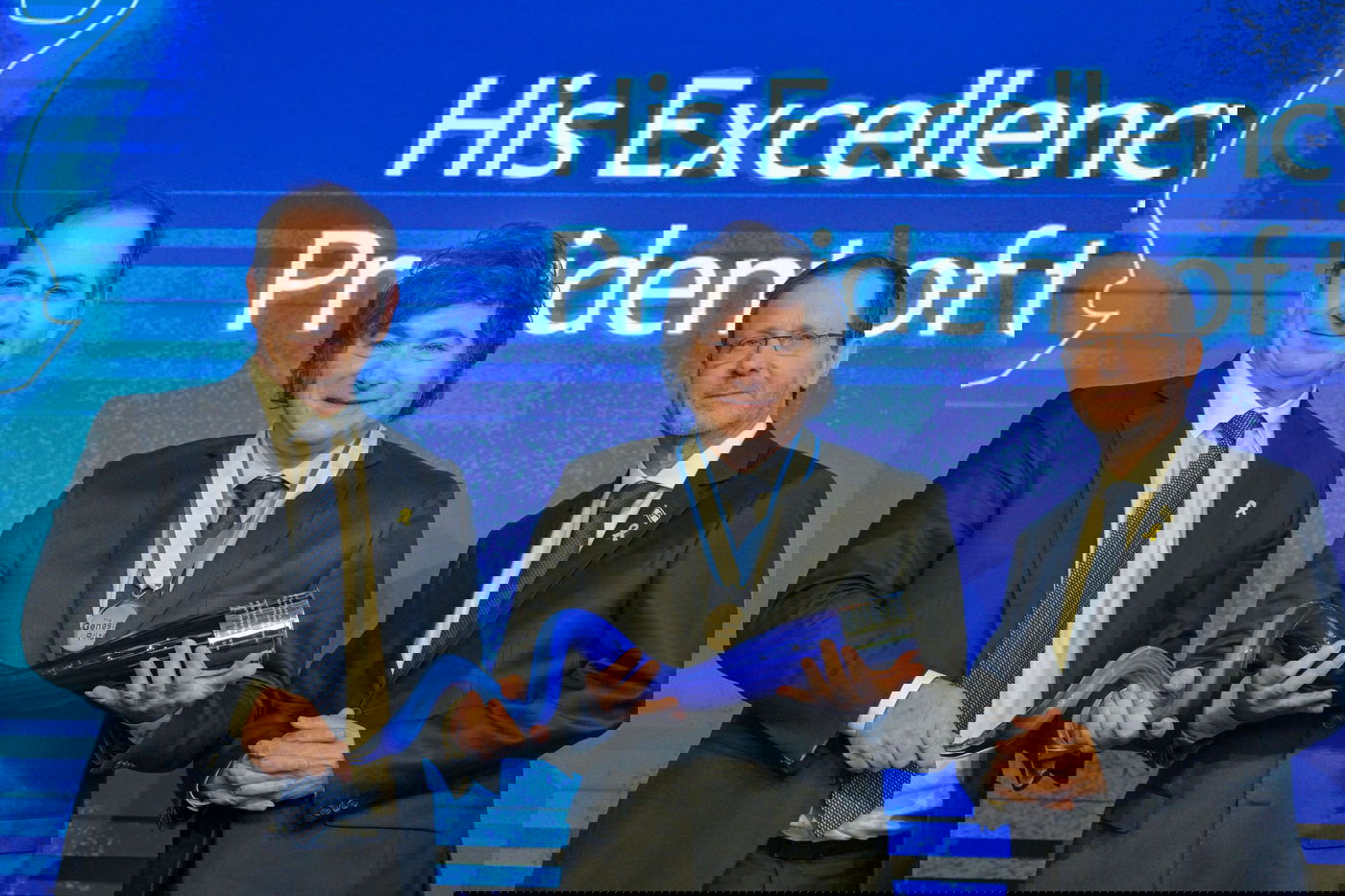 טקס חלוקת הפרס לנשיא ארגנטינה