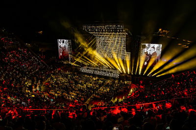 מופע "חסידות בקלאס" בקיסריה