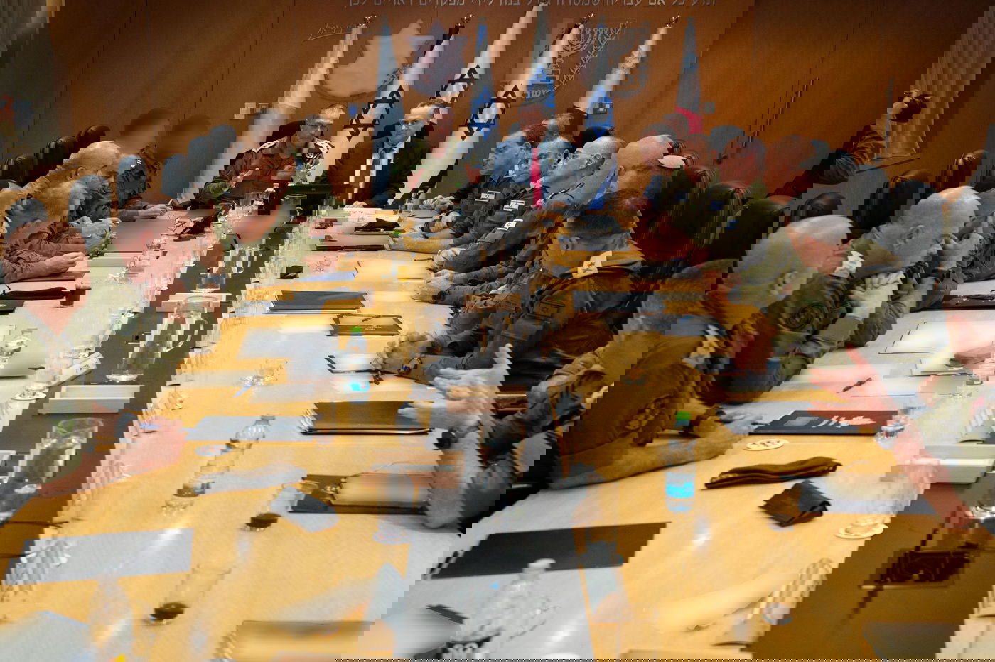 שר הביטחון כ"ץ עם צמרת צה"ל בקריה בתל אביב