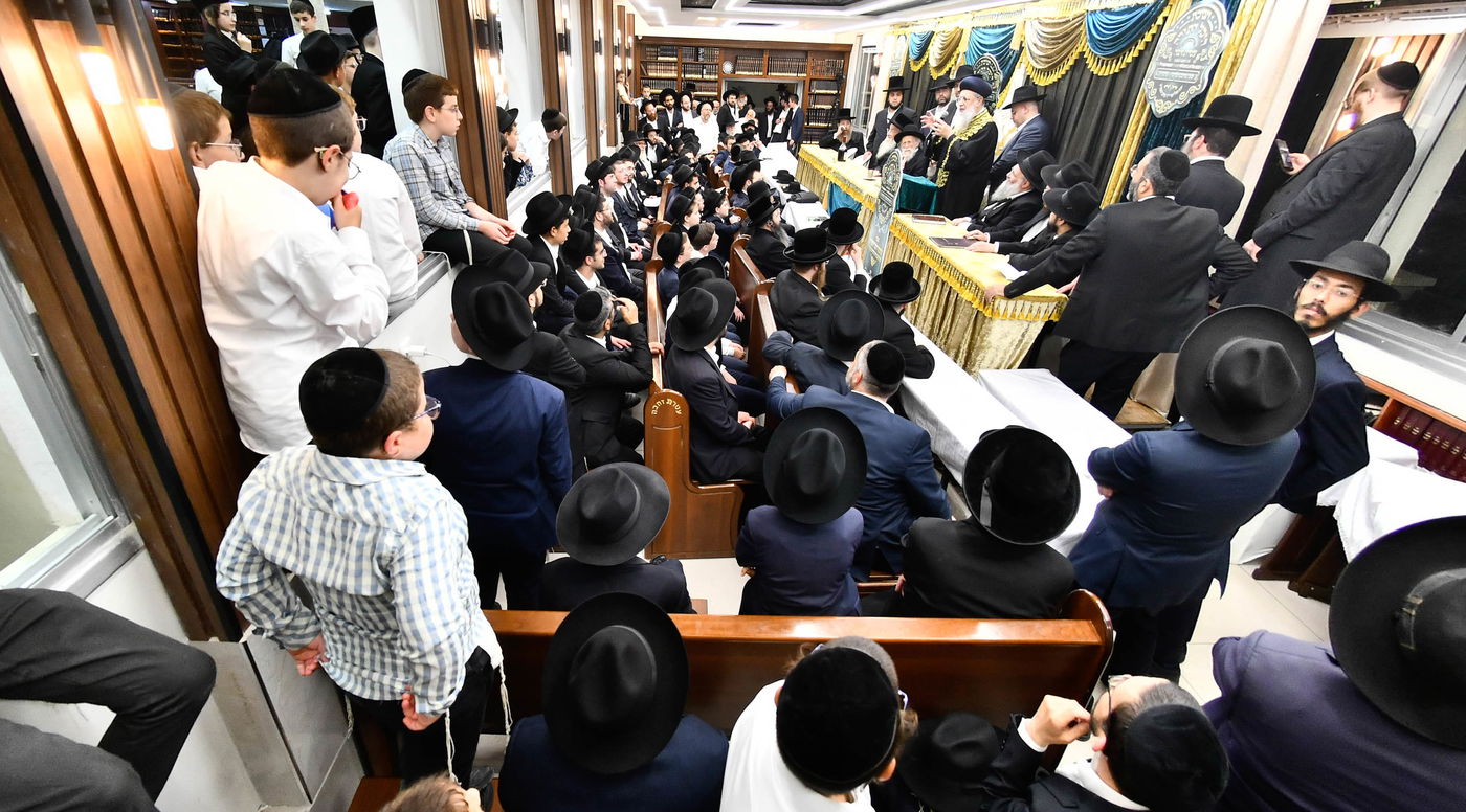 חנוכת היכל התורה 'עטרת זהבה'  