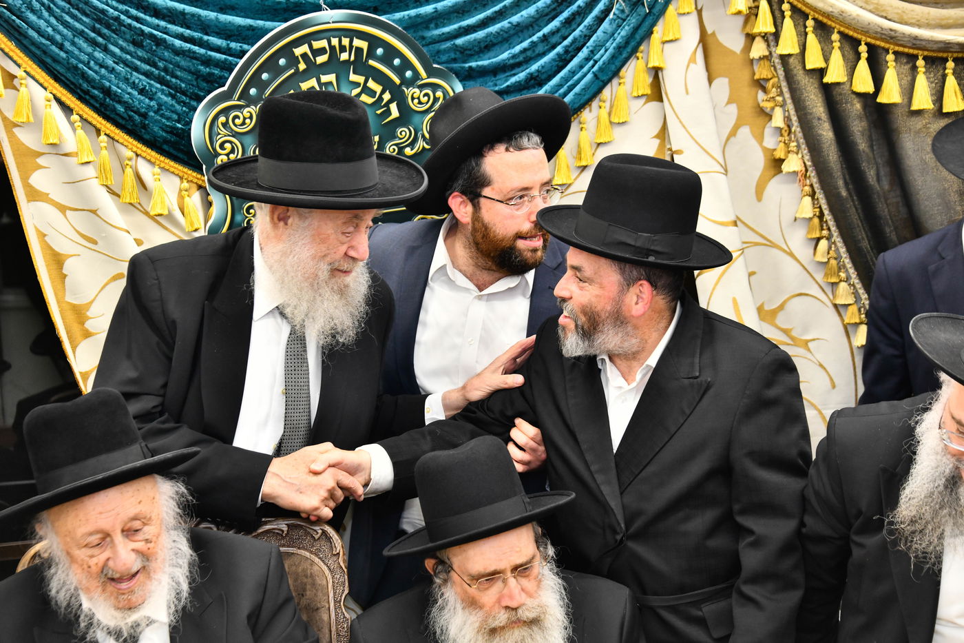 חנוכת היכל התורה 'עטרת זהבה'  