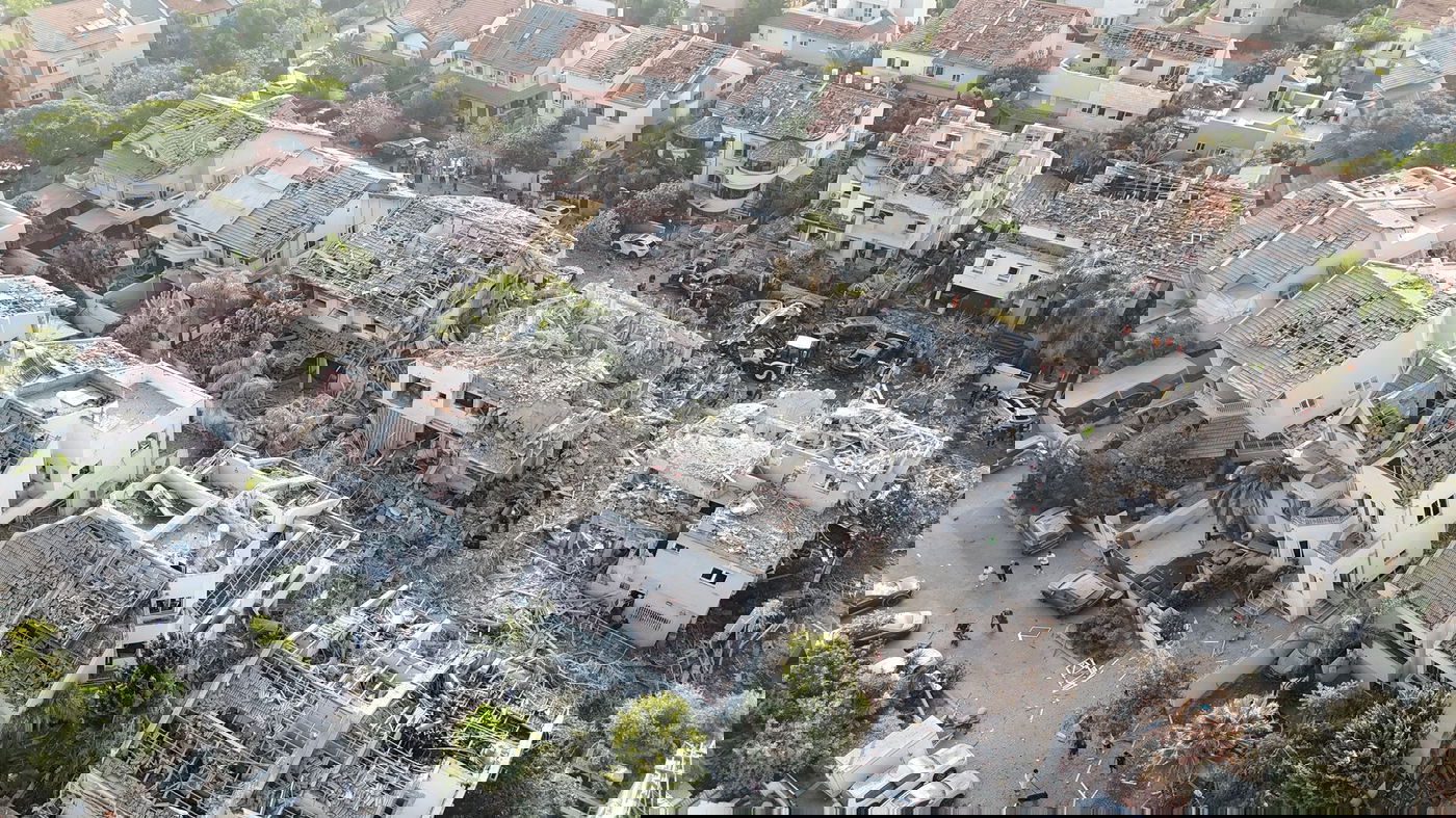 מטח מאיראן למרכז: ארבעה הרוגים בהם ילדים, עשרות נעדרים ומאות פצועים | היום השלישי למלחמה