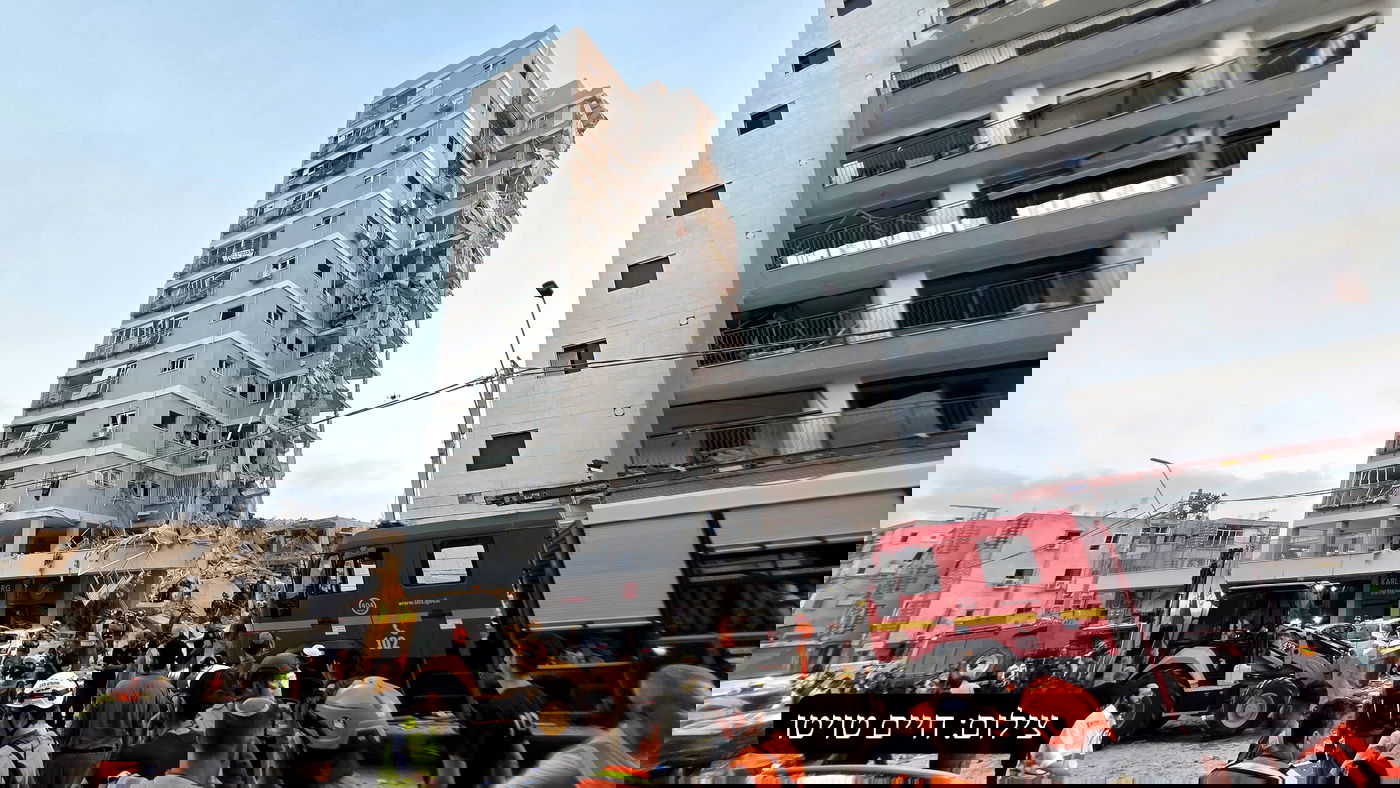 ניסיונות הפינוי והחילוץ בבת-ים