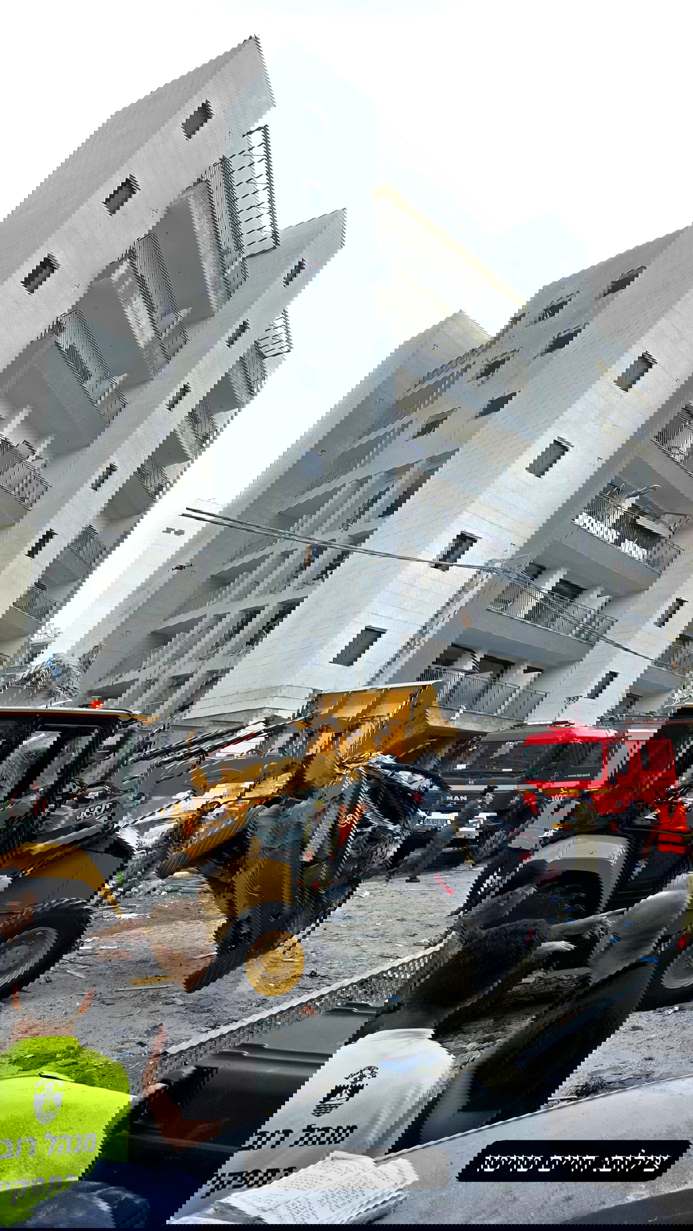 ניסיונות הפינוי והחילוץ בבת-ים