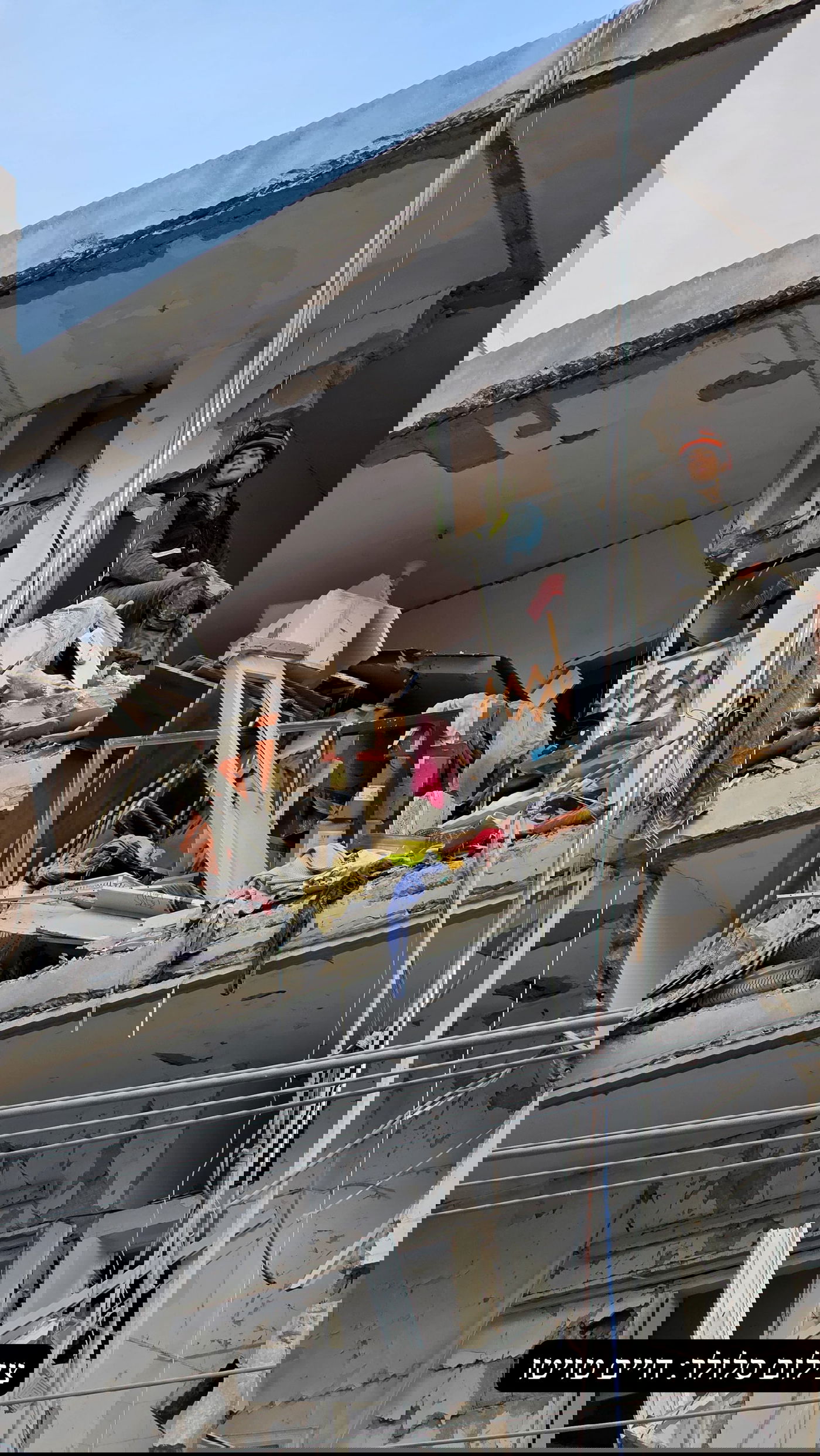 ניסיונות הפינוי והחילוץ בבת-ים