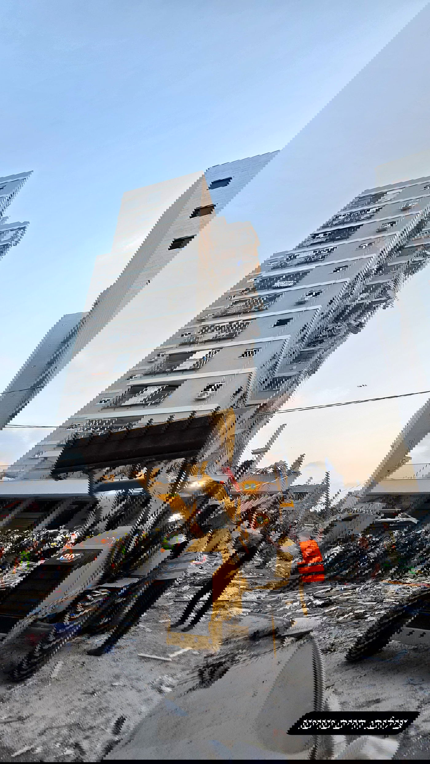 ניסיונות הפינוי והחילוץ בבת-ים