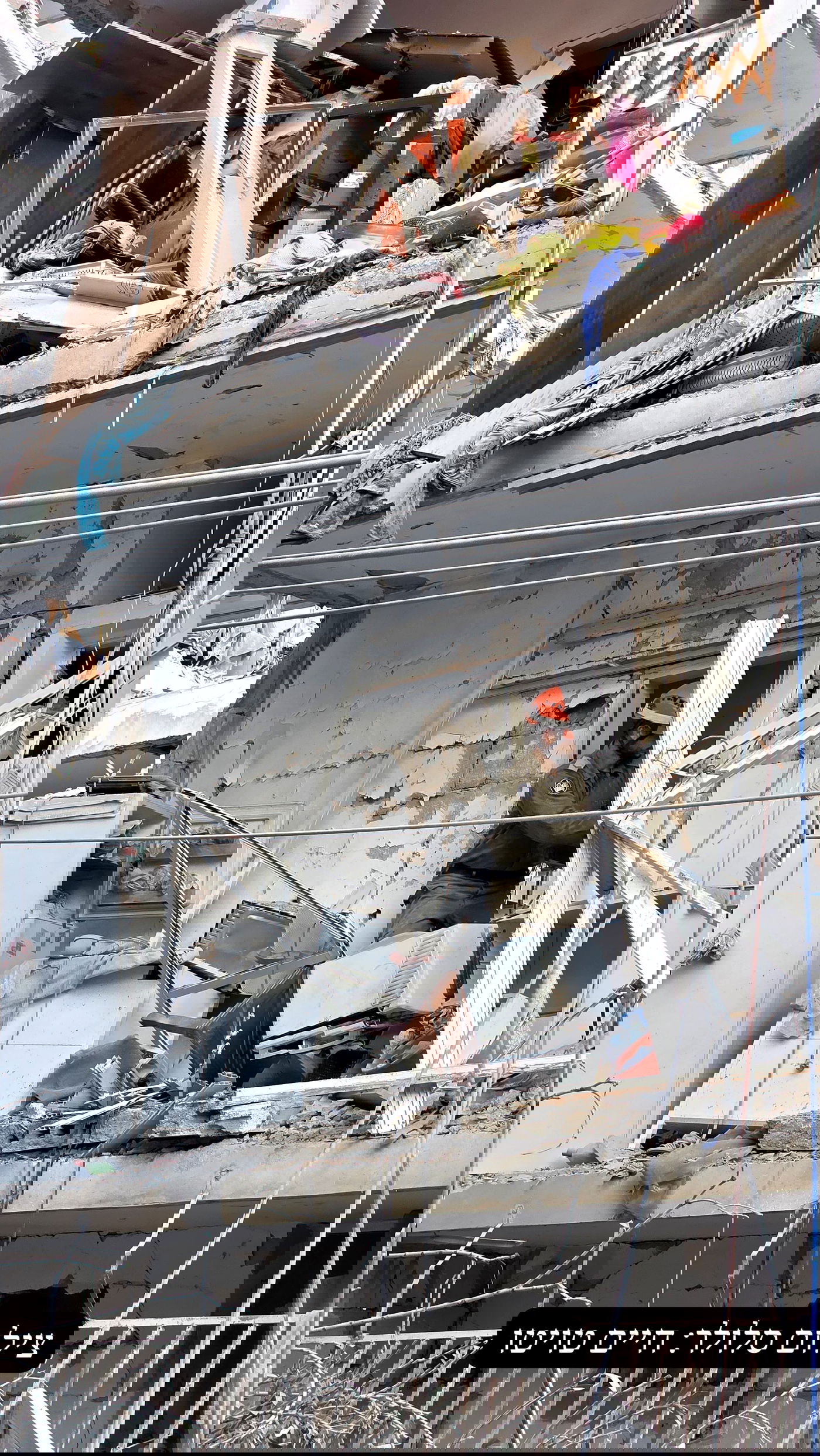 ניסיונות הפינוי והחילוץ בבת-ים