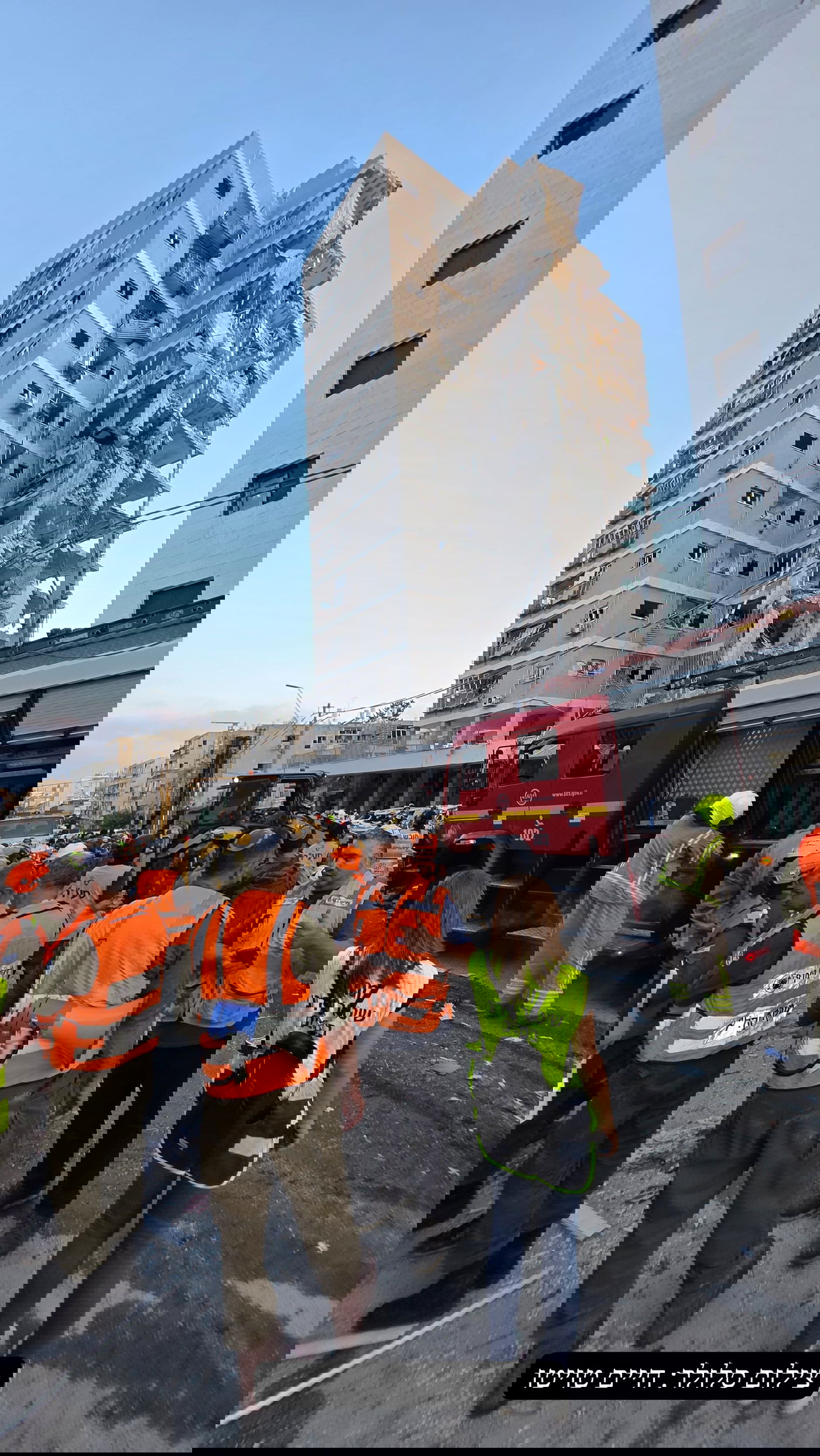 ניסיונות הפינוי והחילוץ בבת-ים