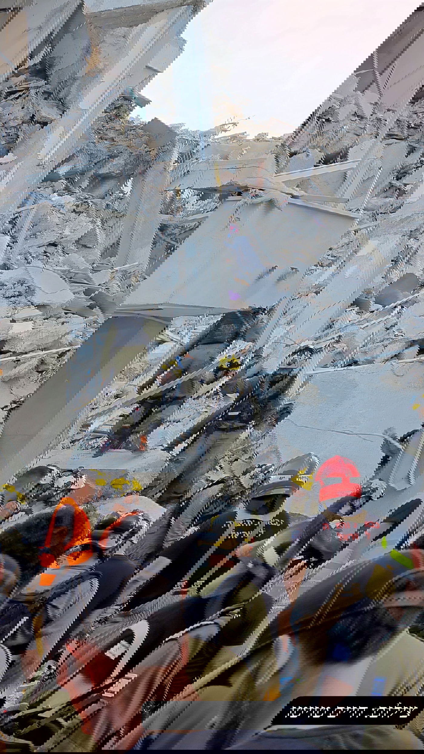 ניסיונות הפינוי והחילוץ בבת-ים