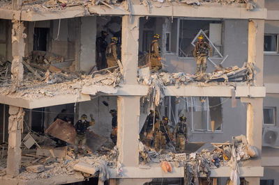 "100 בניינים יפלו": האיום של השר - וההנחייה שהעביר דוברו של נתניהו