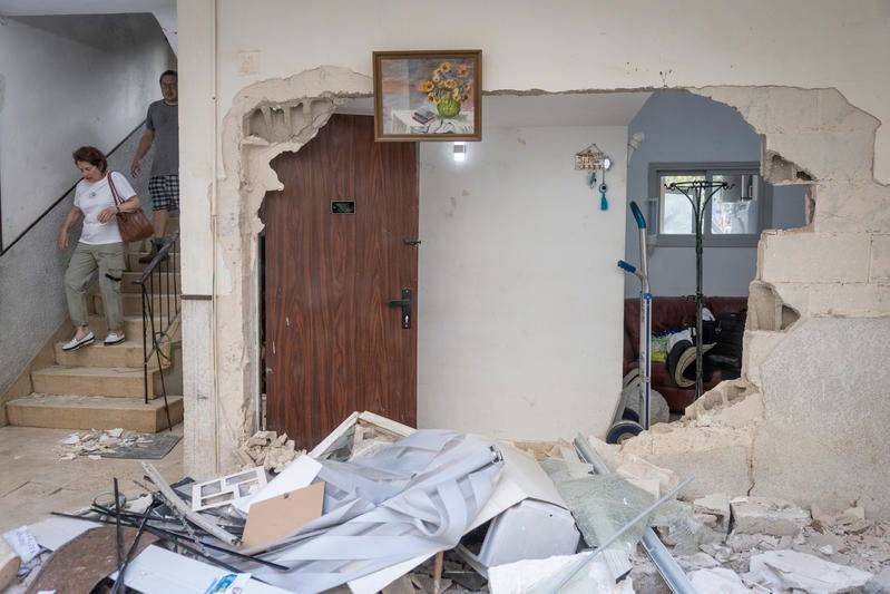 אחד הבתים שנפגעו בבת ים